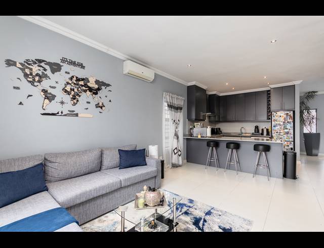 3 BEDROOM FREESTANDING FOR SALE IN PARKLANDS